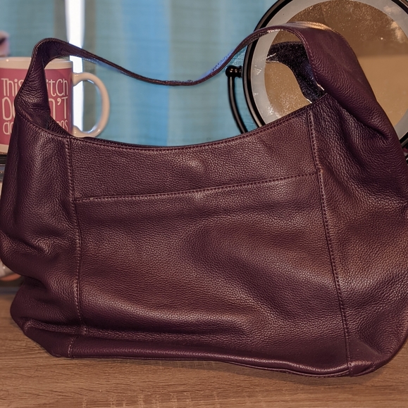 Michael Kors Hobo bag in purple. - Picture 3 of 4